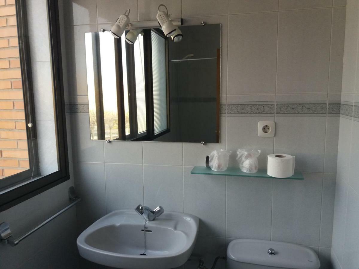 Centro San Viator Hostel Valladolid Kültér fotó