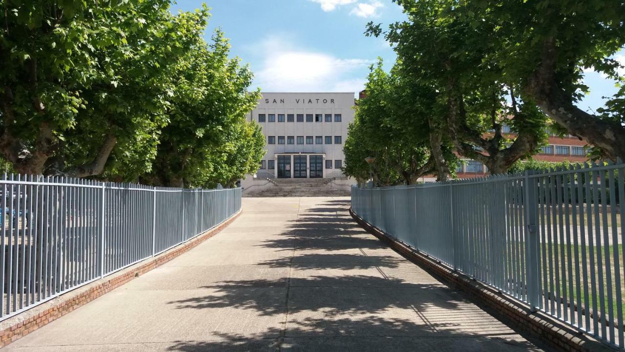 Centro San Viator Hostel Valladolid Kültér fotó