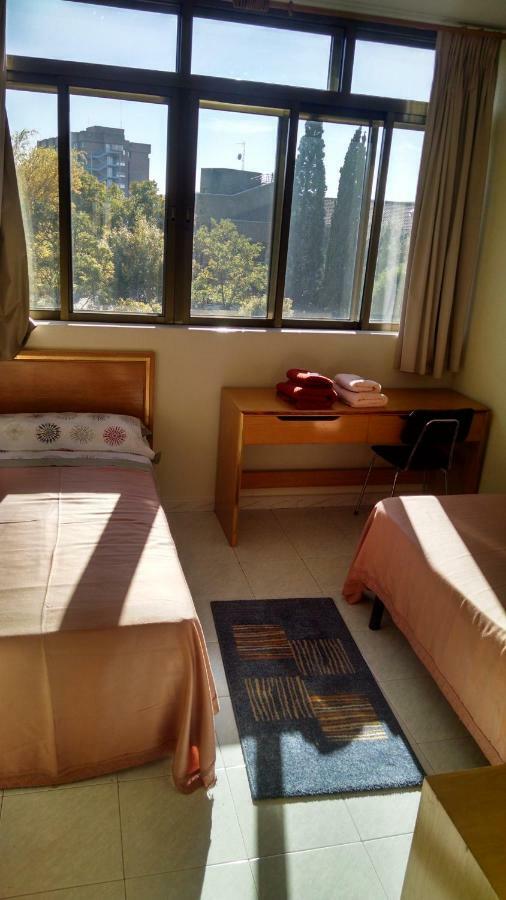 Centro San Viator Hostel Valladolid Kültér fotó
