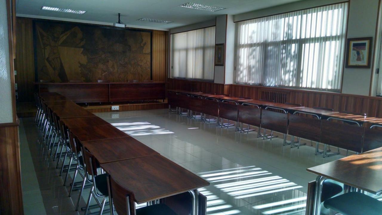 Centro San Viator Hostel Valladolid Kültér fotó